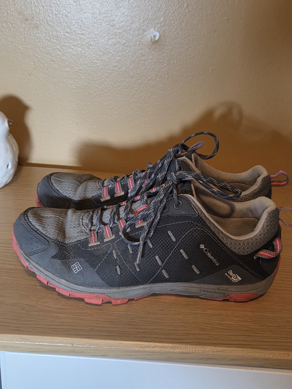 Columbia Women’s Gray and Pink Trail Sneakers